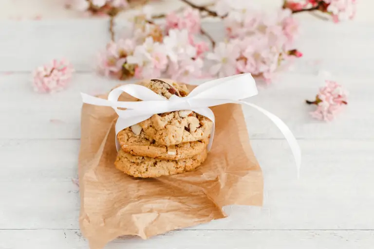 almond banana cookies