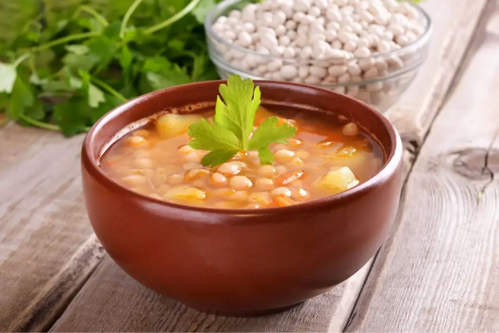 Bulgarian Bean Soup: Bob Chorba