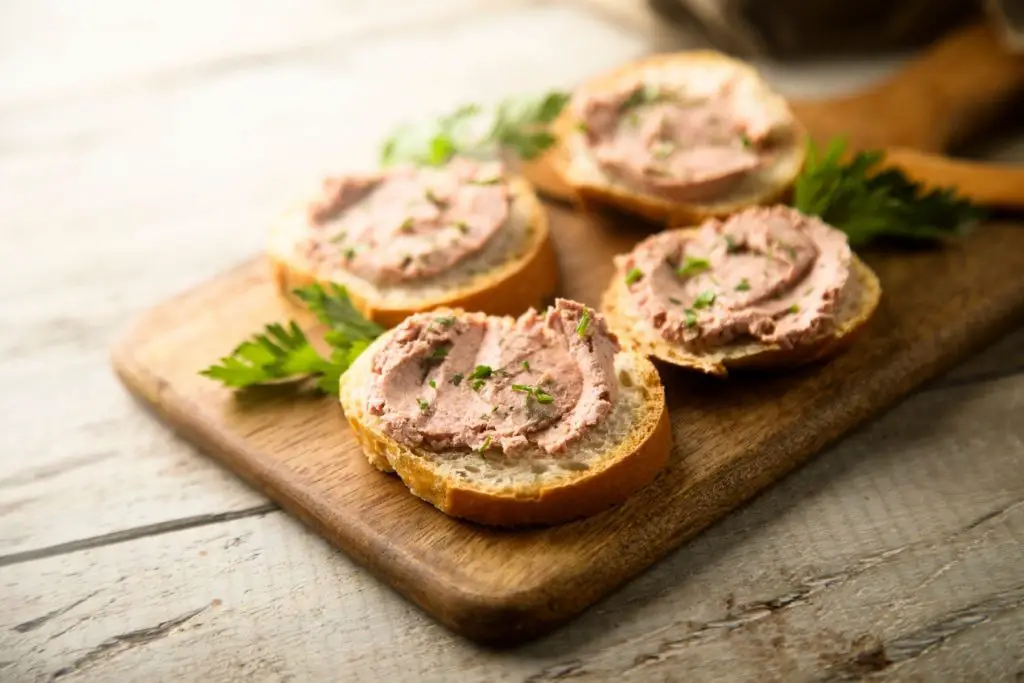 chicken liver pate on toast bread