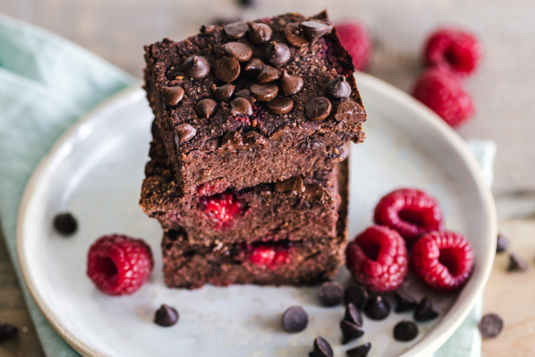 chocolate brownies with berries