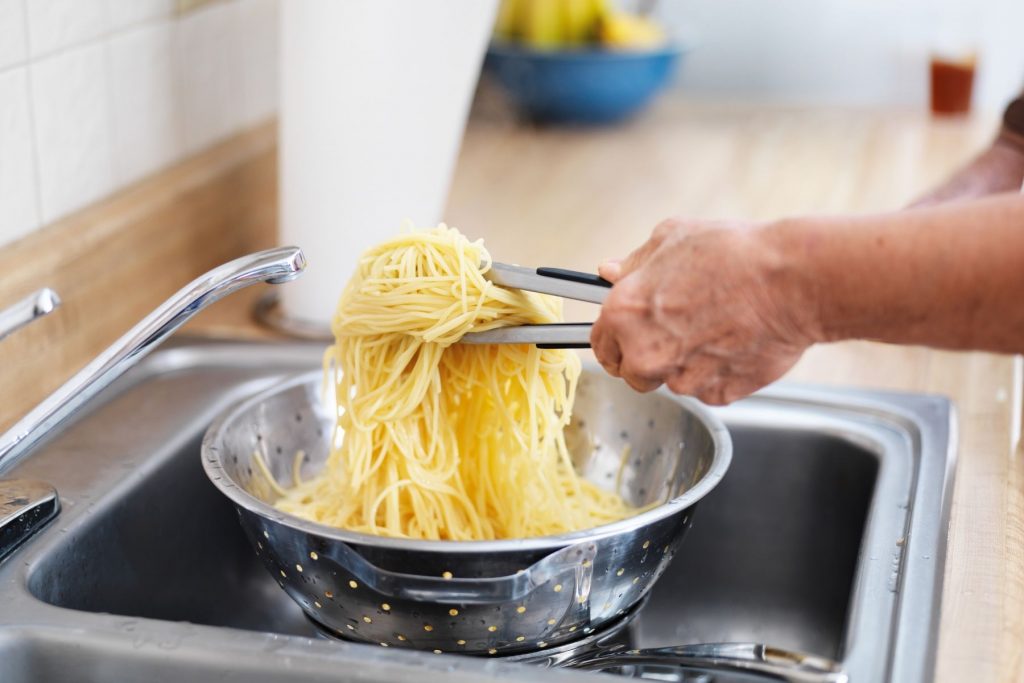strain pasta