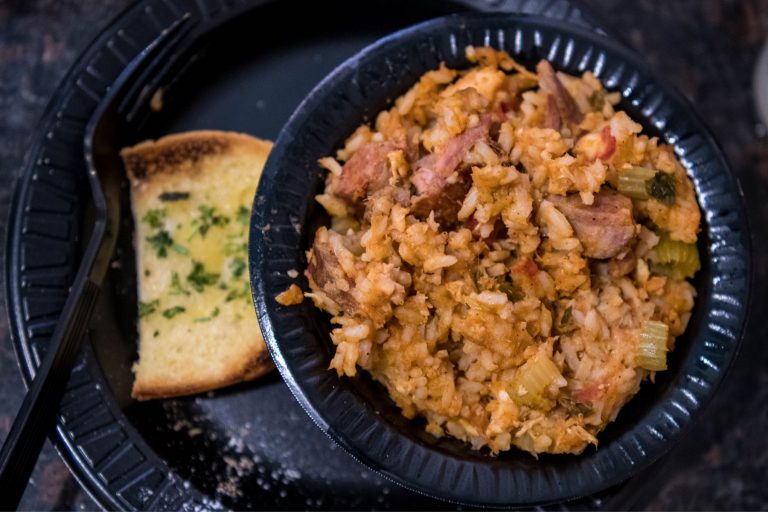 Jambalaya with garlic toast