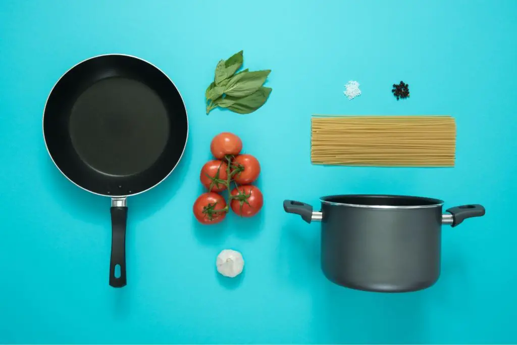 cooking equipment and tomato