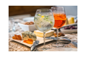 Quick and Easy Aperol Spritz Ideas Everyone Should Try